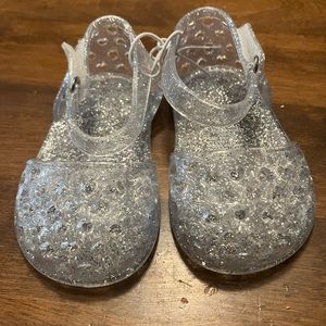 BRAND NEW Old Navy Infant size 0-3 mo. jelly shoes